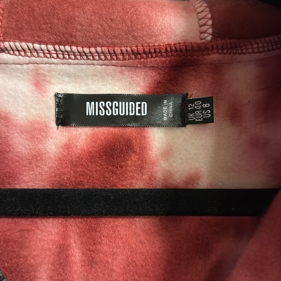 MISGUIDED size 8 cozy, crop hoodie ⚡️ - Picture 3 of 7